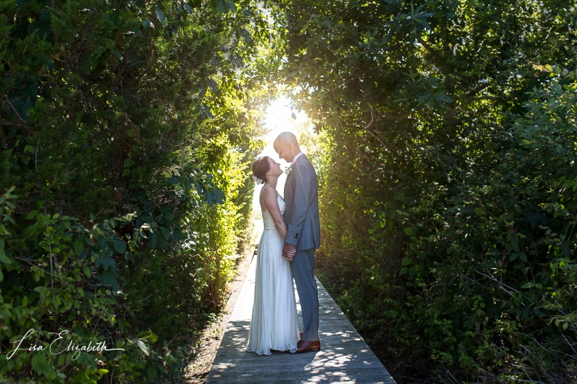 © www.lisaelizabeth.com | Cape Cod Wedding Photographer